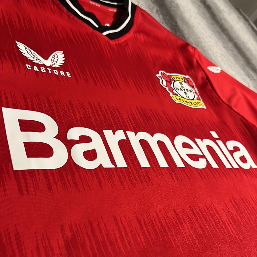 Bayer Leverkusen 2022-23 Bundesliga Home Castore Jersey - Picture 4 of 10